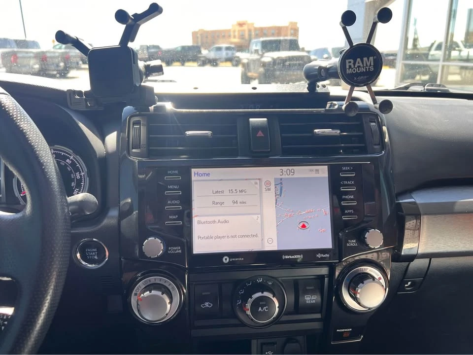 2020 Toyota 4Runner 5th Gen - Image 16 of 17