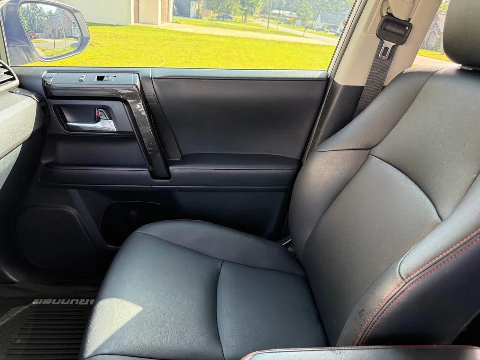 2020 Toyota 4Runner 5th Gen - Image 9 of 13