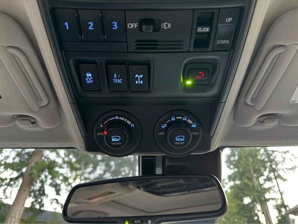 2020 Toyota 4Runner 5th Gen - Image 15 of 18