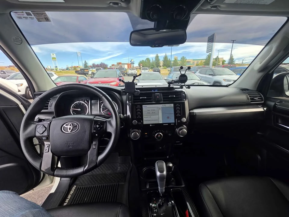 2020 Toyota 4Runner 5th Gen - Image 16 of 17