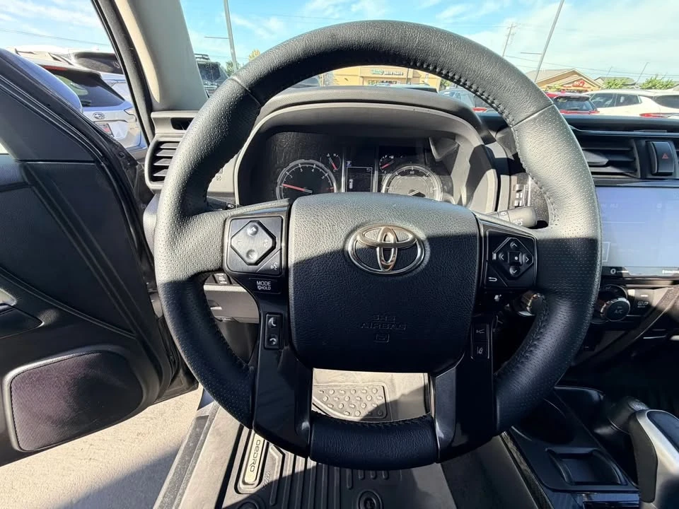 2020 Toyota 4Runner 5th Gen - Image 2 of 20