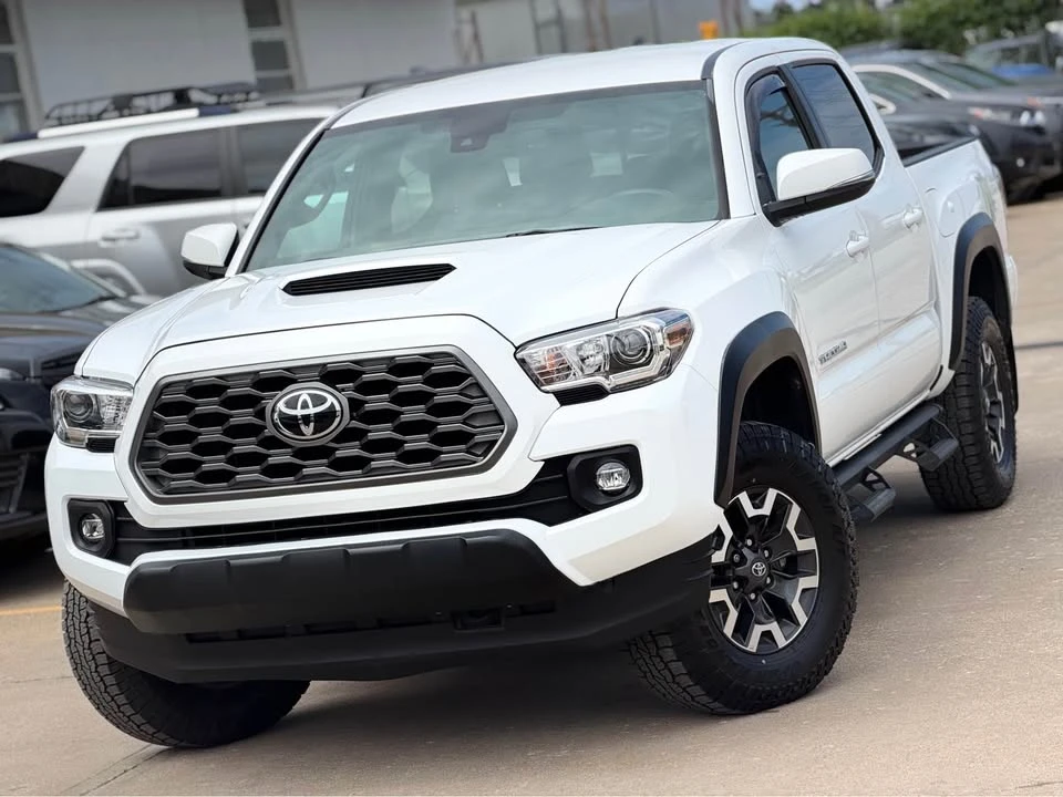 2020 Toyota 4Runner 5th Gen - Image 8 of 21