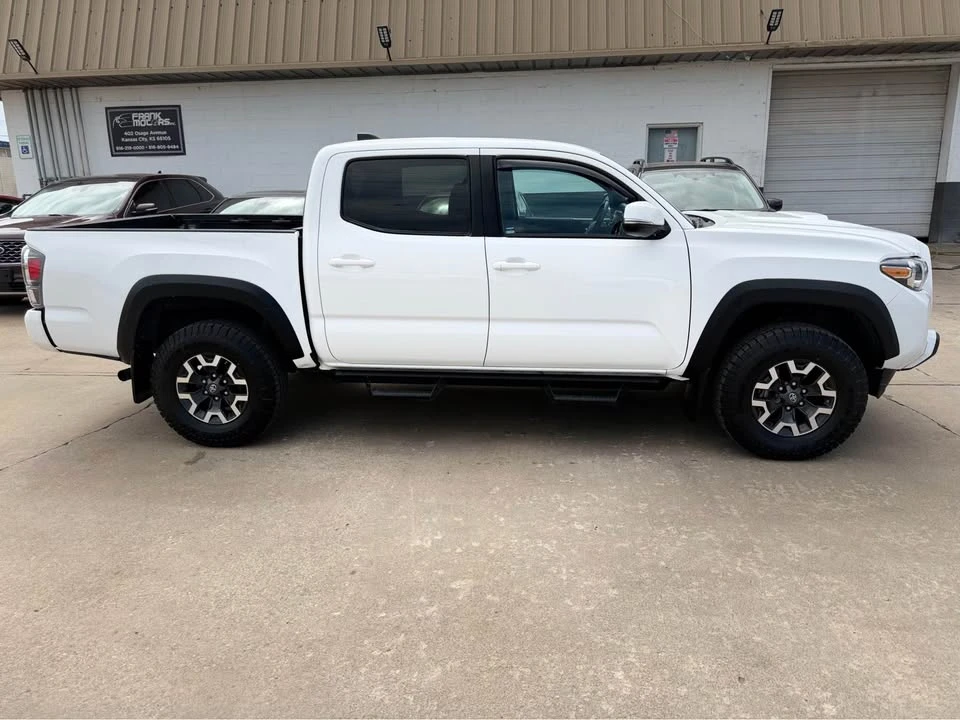 2020 Toyota 4Runner 5th Gen - Image 3 of 21