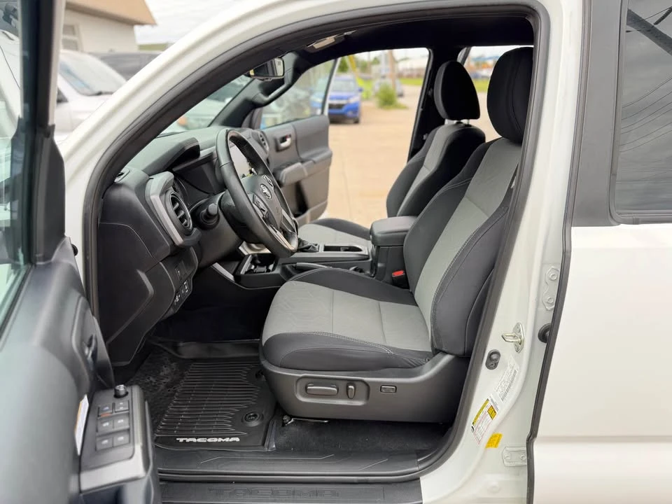 2020 Toyota 4Runner 5th Gen - Image 15 of 21