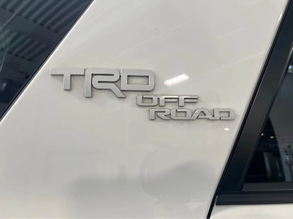 2020 Toyota 4Runner 5th Gen - Image 6 of 10