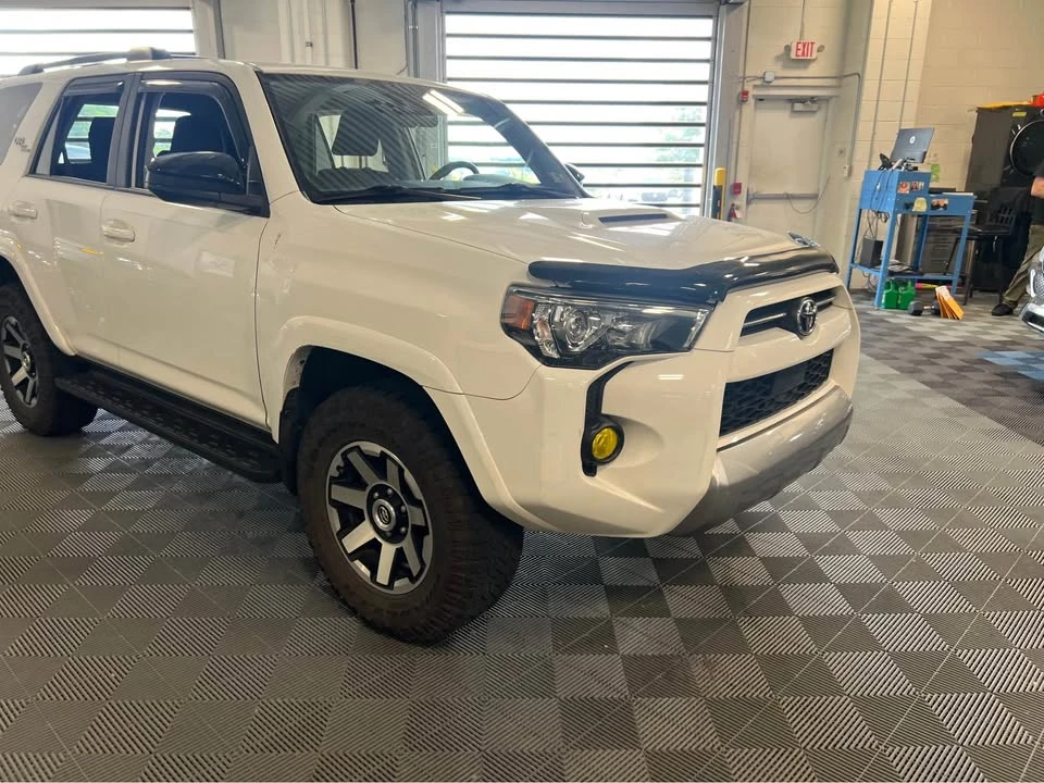 2020 Toyota 4Runner 5th Gen - Image 5 of 10