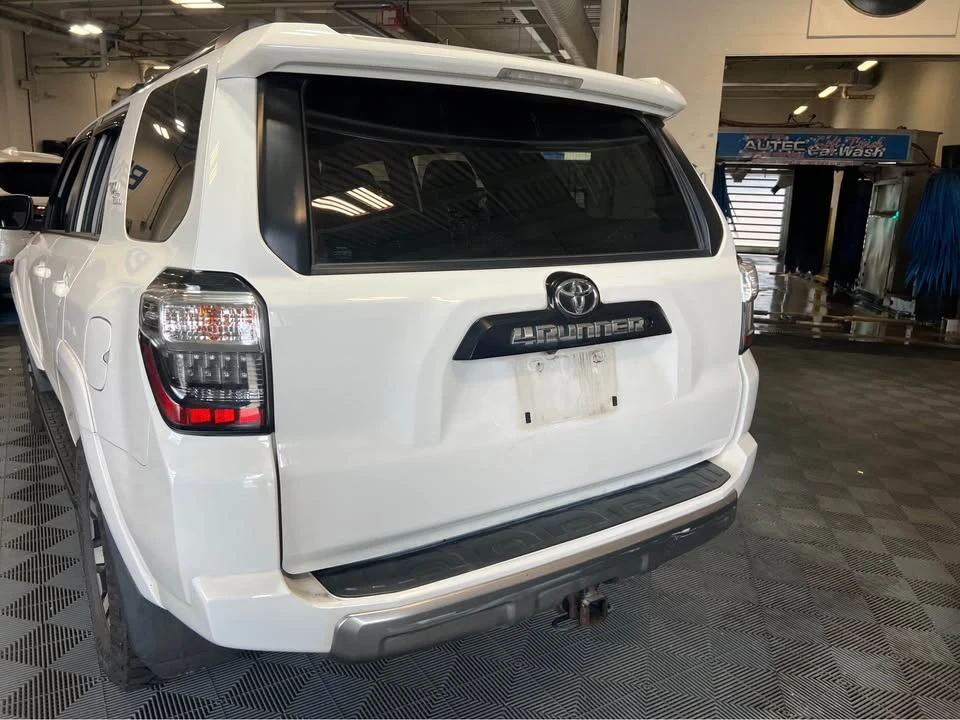 2020 Toyota 4Runner 5th Gen - Image 4 of 10