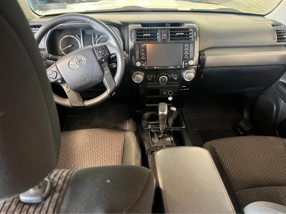 2020 Toyota 4Runner 5th Gen - Image 8 of 10