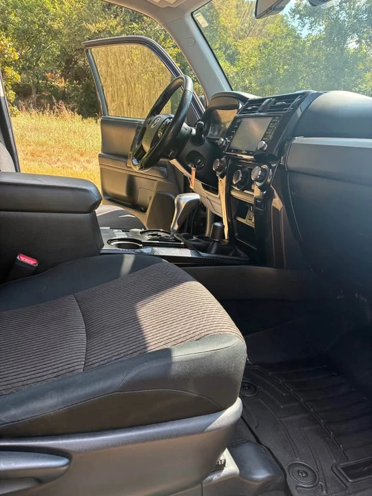 2020 Toyota 4Runner 5th Gen - Image 10 of 16