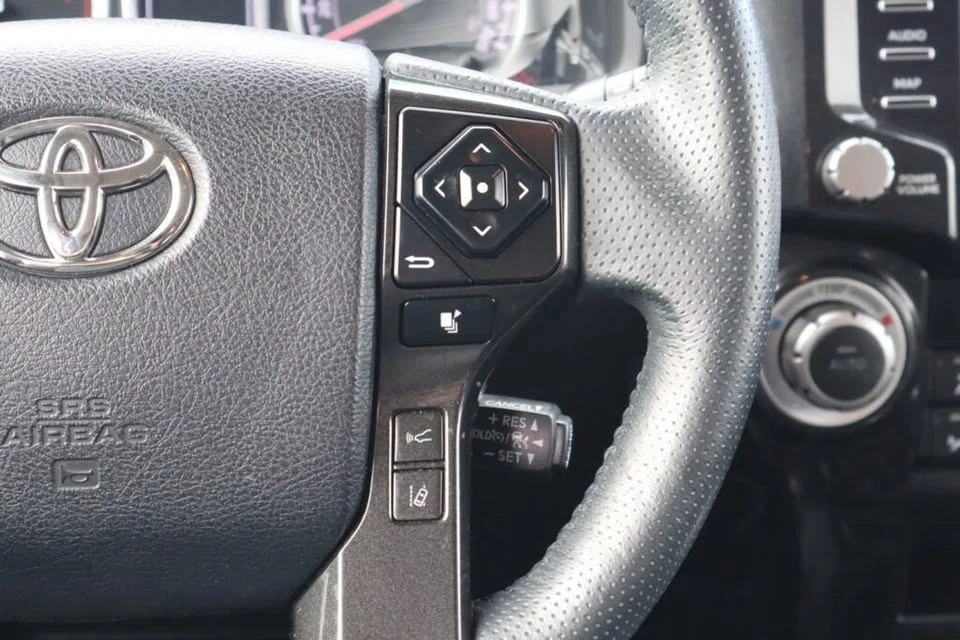 2020 Toyota 4Runner 5th Gen - Image 16 of 20