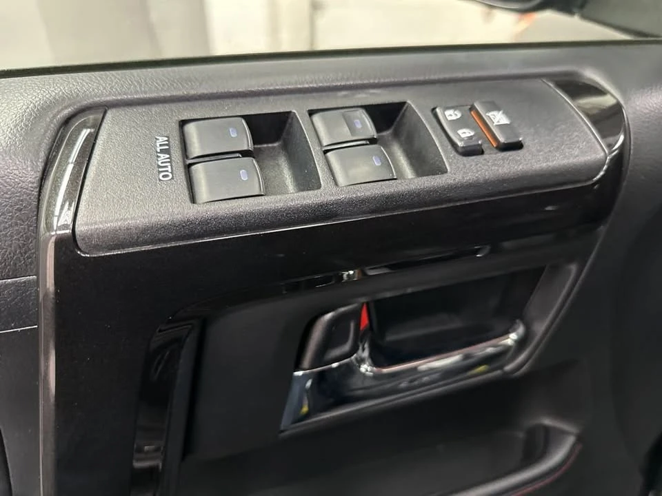 2020 Toyota 4Runner 5th Gen - Image 5 of 20