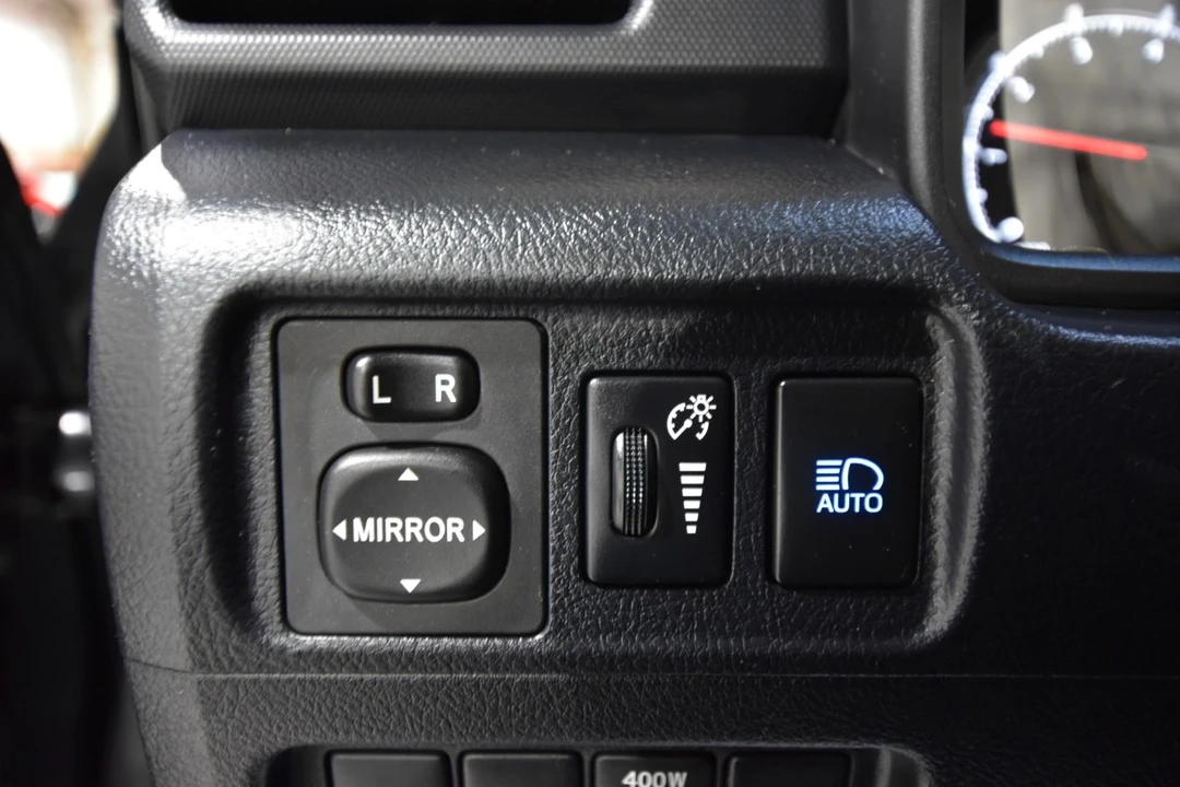 2020 Toyota 4Runner 5th Gen - Image 20 of 21