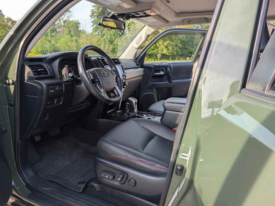 2020 Toyota 4Runner 5th Gen - Image 27 of 31