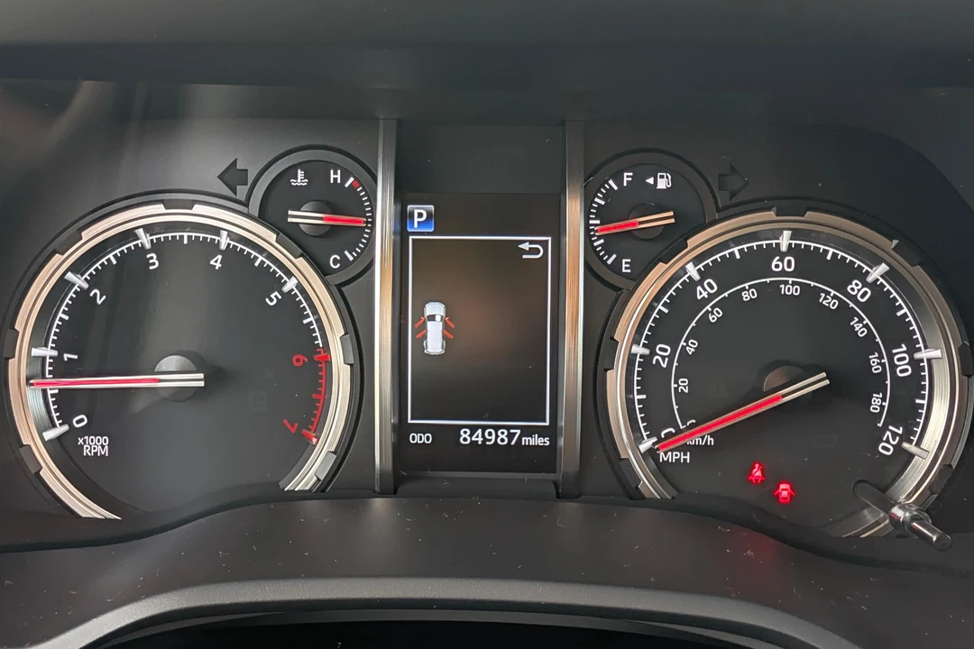 2020 Toyota 4Runner 5th Gen - Image 24 of 31