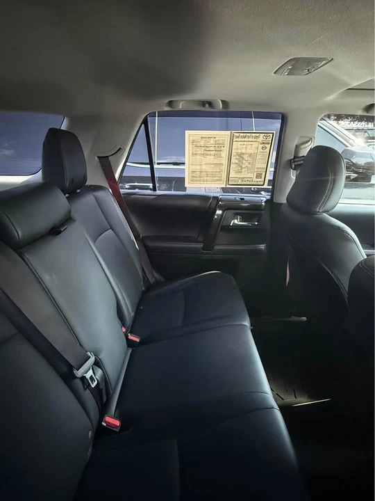 2020 Toyota 4Runner - Image 6 of 8