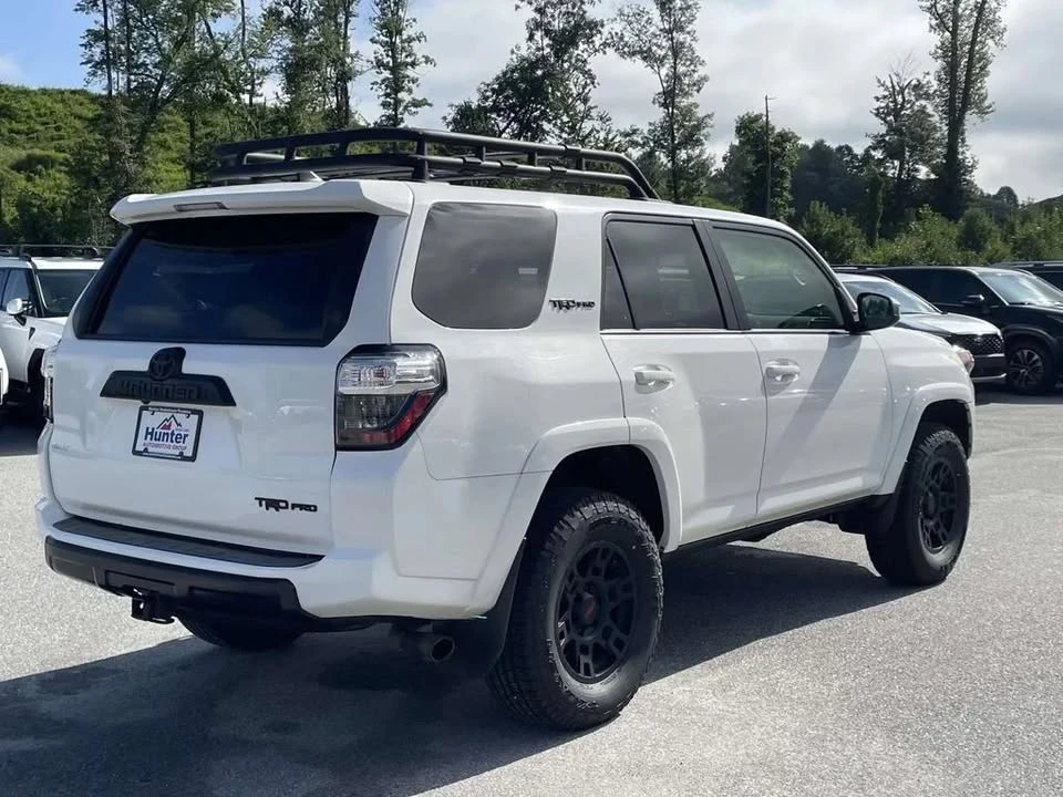 2020 Toyota 4Runner 5th Gen - Image 15 of 18
