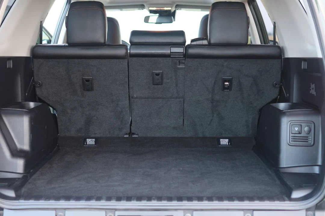 2020 Toyota 4Runner 5th Gen - Image 7 of 9