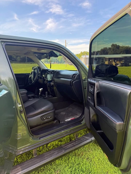 2020 Toyota 4Runner 5th Gen - Image 6 of 10