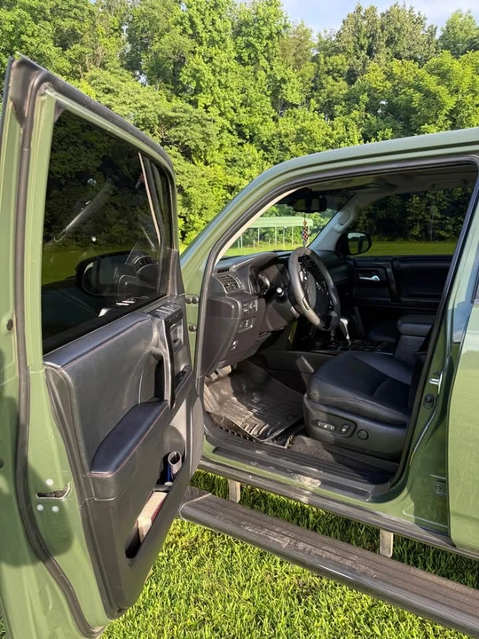 2020 Toyota 4Runner 5th Gen - Image 5 of 10