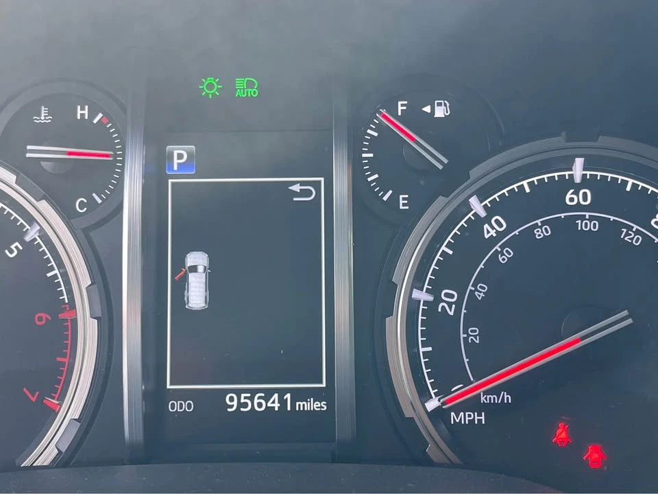 2020 Toyota 4Runner 5th Gen - Image 7 of 12