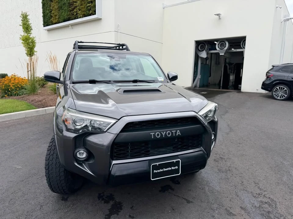 2020 Toyota 4Runner 5th Gen - Image 8 of 11