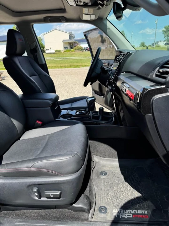 2020 Toyota 4Runner 5th Gen - Image 10 of 13