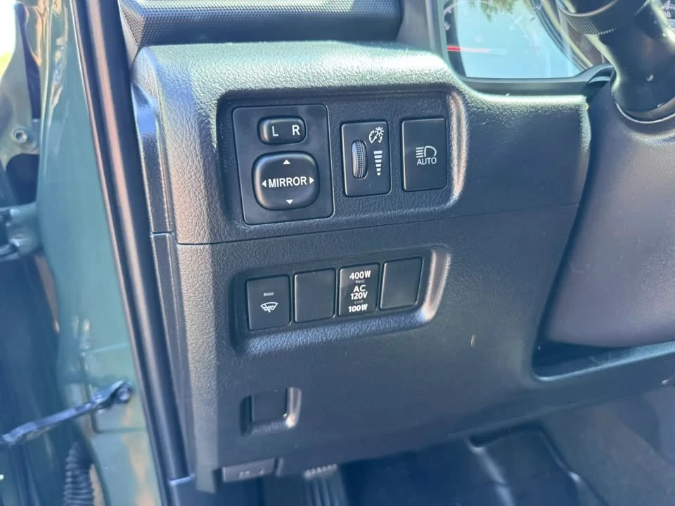 2020 Toyota 4Runner 5th Gen - Image 16 of 20