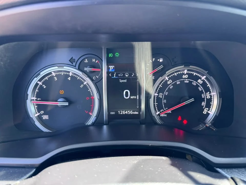 2020 Toyota 4Runner 5th Gen - Image 18 of 20