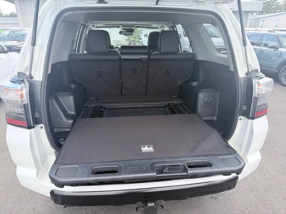 2020 Toyota 4Runner 5th Gen - Image 8 of 15