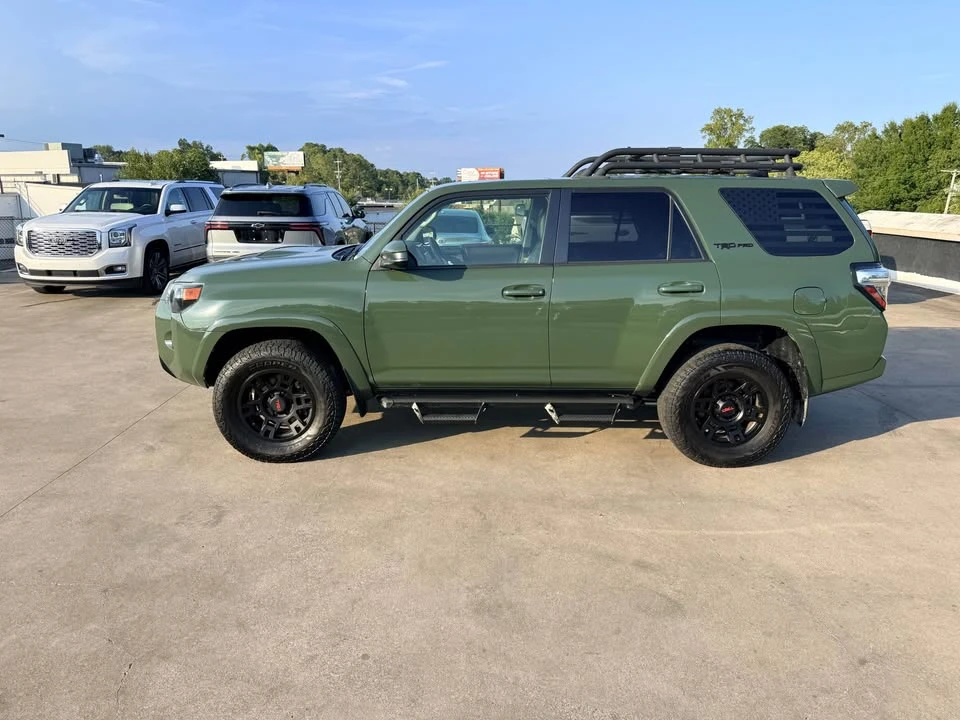 2020 Toyota 4Runner 5th Gen - Image 5 of 10