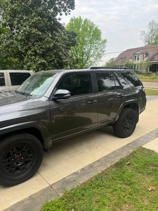 2020 Toyota 4Runner 5th Gen - Image 9 of 15