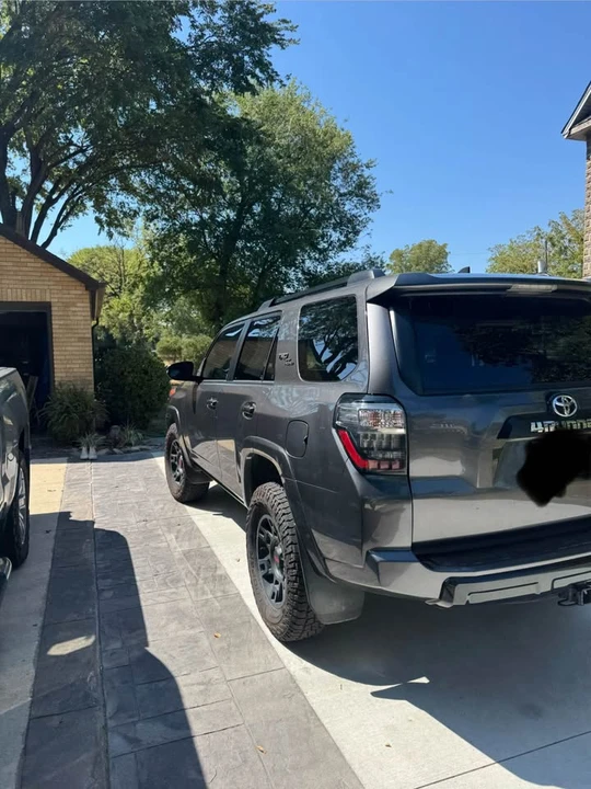 2020 Toyota 4Runner 5th Gen - Image 14 of 15