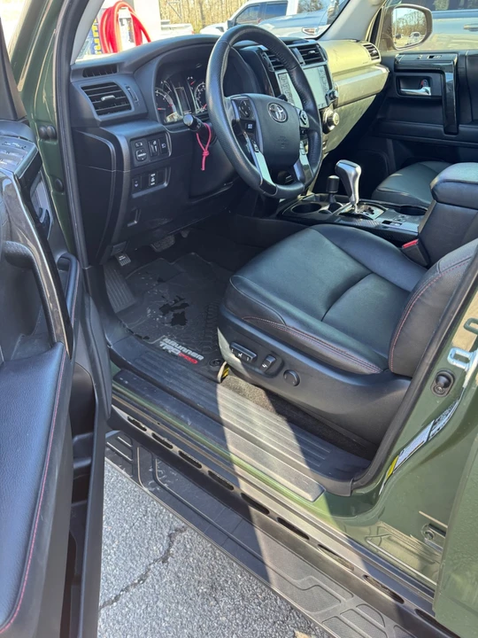 2020 Toyota 4Runner 5th Gen - Image 11 of 15
