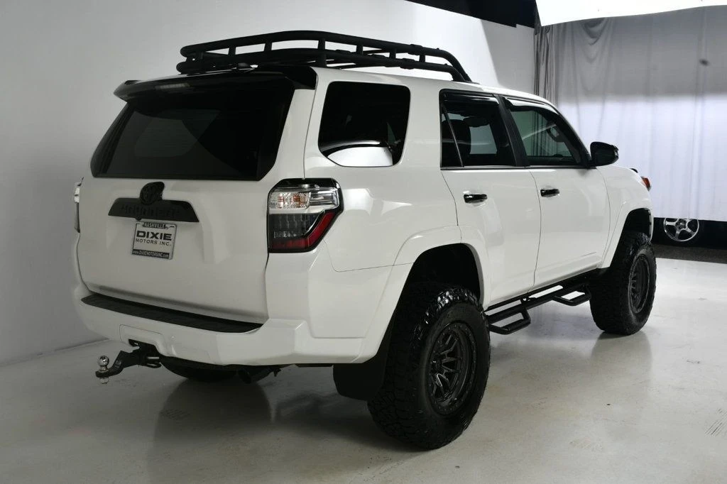 2020 Toyota 4Runner 5th Gen - Image 10 of 12