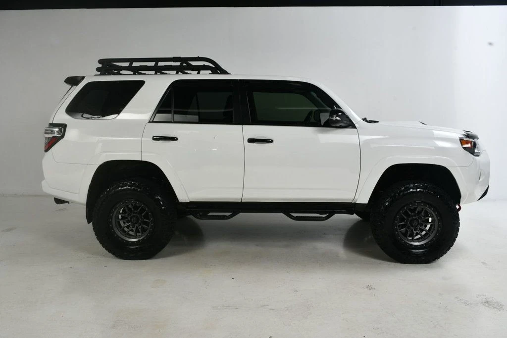 2020 Toyota 4Runner 5th Gen - Image 4 of 12
