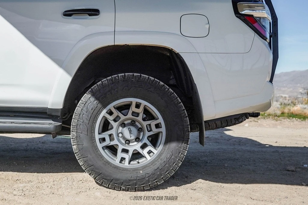 2020 Toyota 4Runner 5th Gen - Image 5 of 12