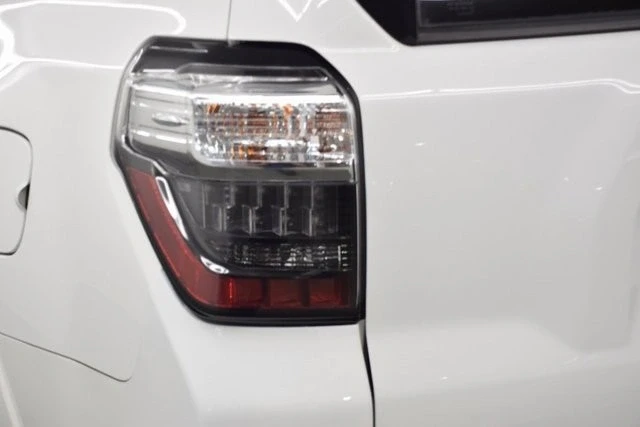 2020 Toyota 4Runner 5th Gen - Image 10 of 12