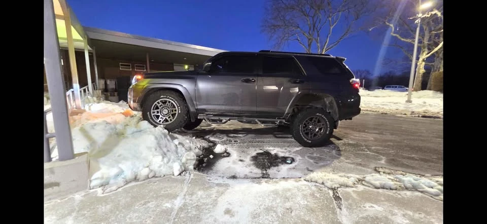 2020 Toyota 4Runner 5th Gen - Image 4 of 6