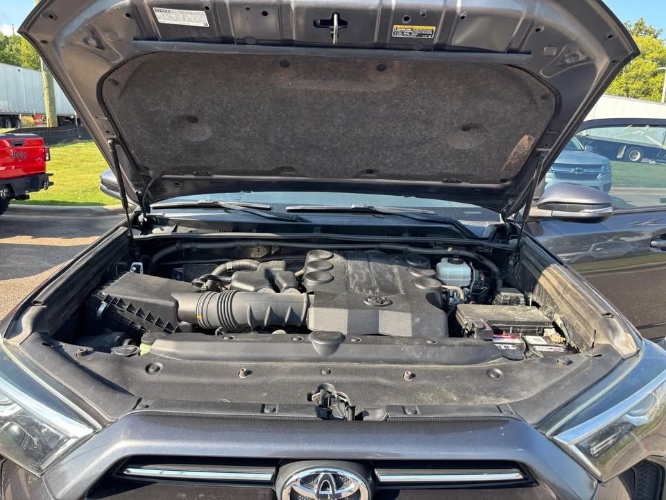 2020 Toyota 4Runner 5th Gen - Image 10 of 10
