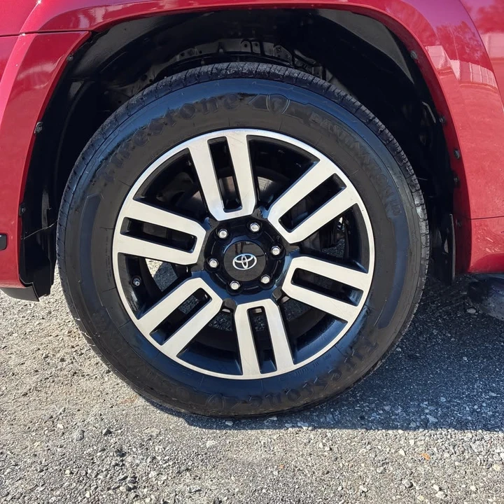 2020 Toyota 4Runner 5th Gen - Image 10 of 19