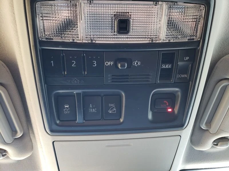 2020 Toyota 4Runner 5th Gen - Image 19 of 20