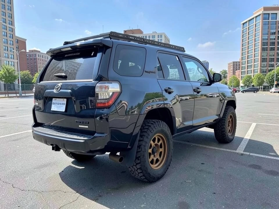 2020 Toyota 4Runner 5th Gen - Image 17 of 18
