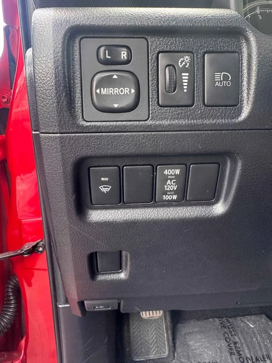 2020 Toyota 4Runner 5th Gen - Image 11 of 13