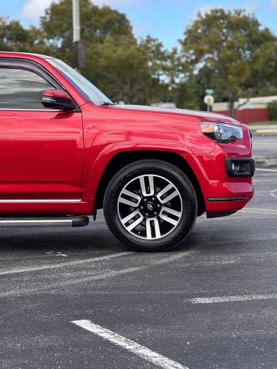 2020 Toyota 4Runner 5th Gen - Image 4 of 13