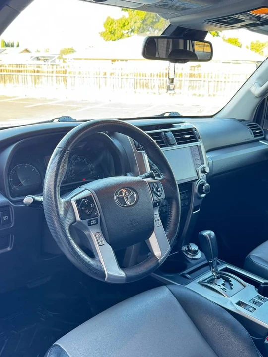 2020 Toyota 4Runner 5th Gen - Image 17 of 19