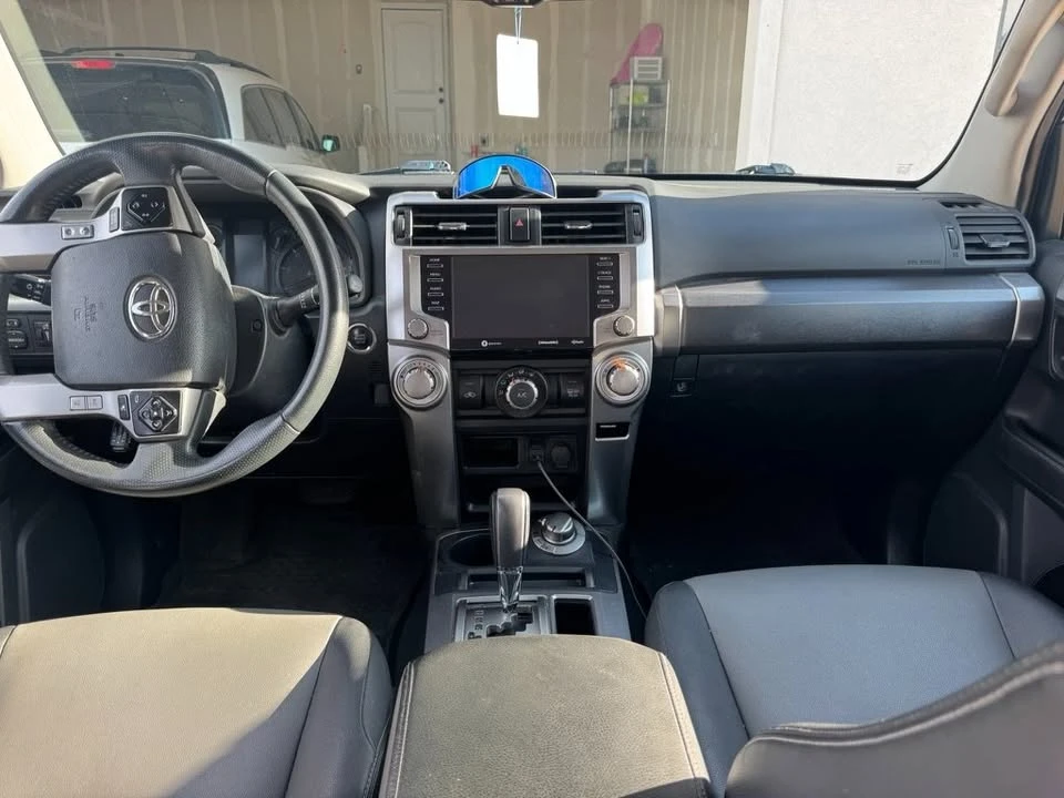 2020 Toyota 4Runner 5th Gen - Image 11 of 15