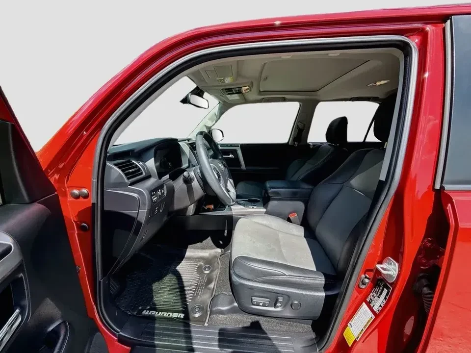 2020 Toyota 4Runner 5th Gen - Image 10 of 13