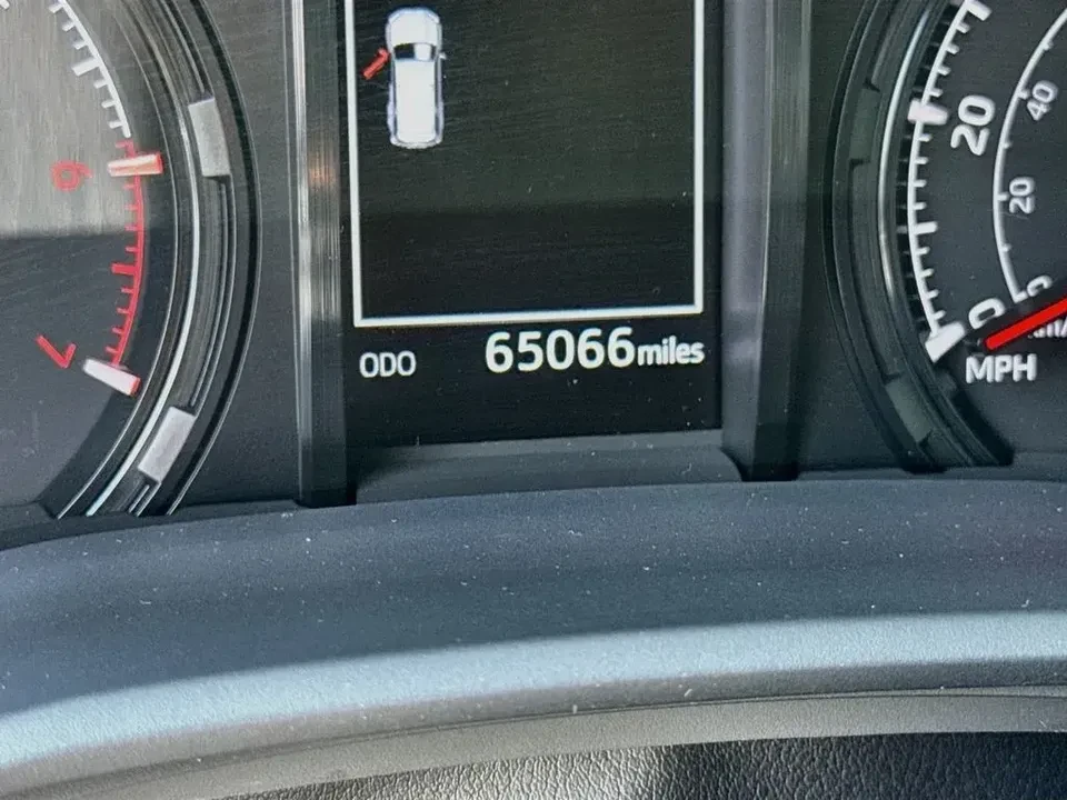 2020 Toyota 4Runner 5th Gen - Image 11 of 13
