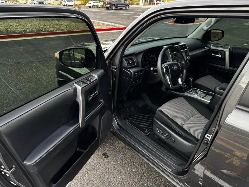 2020 Toyota 4Runner 5th Gen - Image 10 of 12