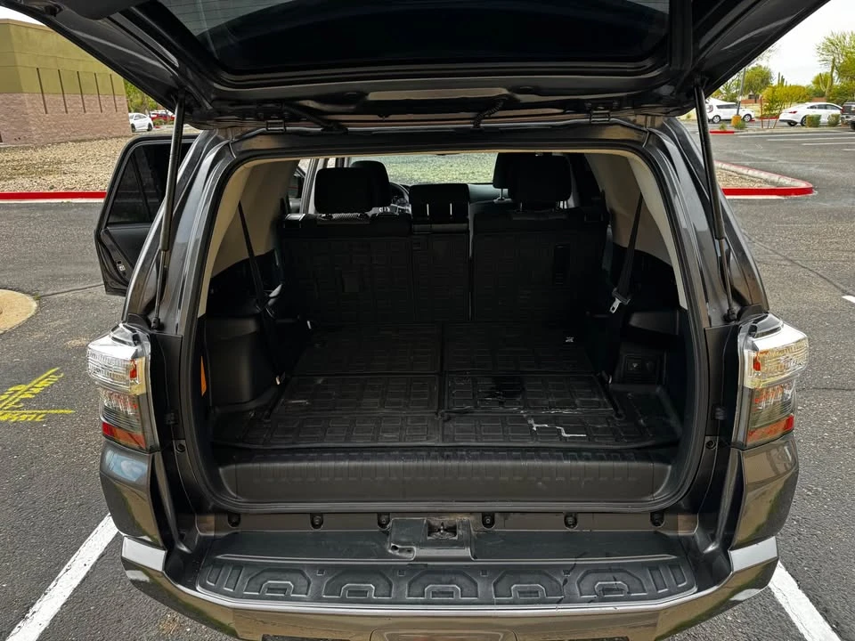 2020 Toyota 4Runner 5th Gen - Image 8 of 12